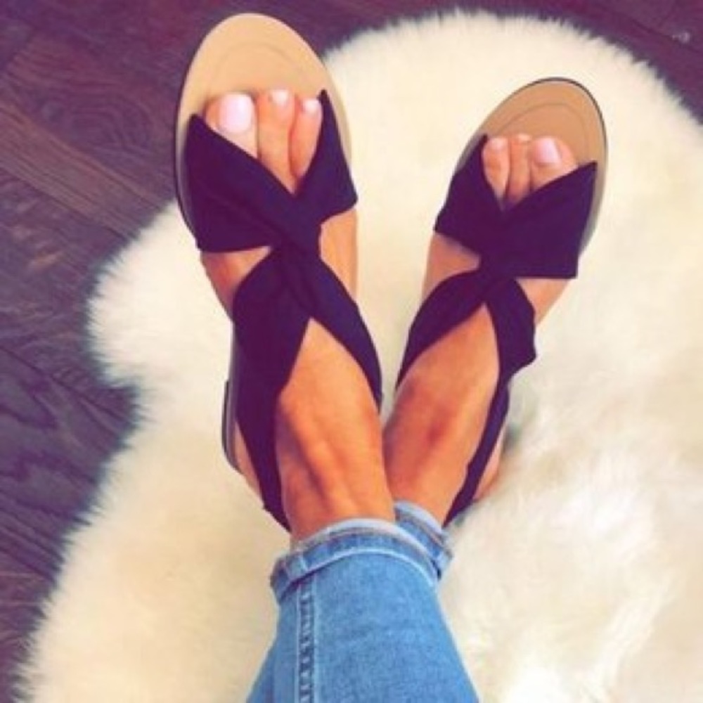 Women Summer Beach Shoes Strap Flat Sandals